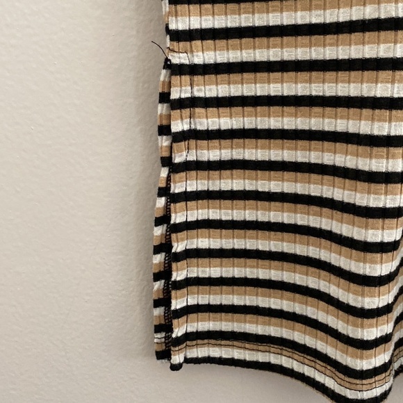 Striped Y2K RVCA midi bodycon dress - Picture 4 of 6